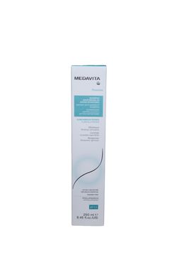 Шампунь мгновенный против перхоти 250 ml. Medavita Shampoo Instant Anti-Dandruff 250 ml.